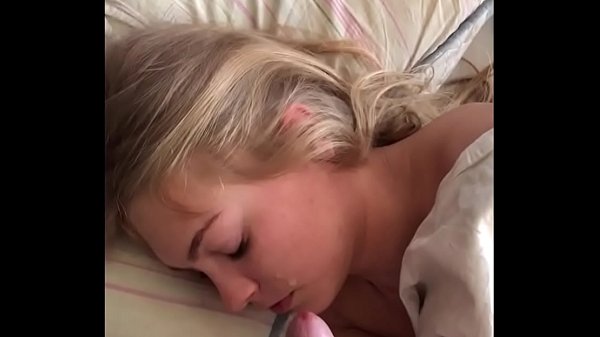 mijn stiefvader spuit sperma in mijn mond terwijl ik nog lig te slapen , ik vind het niet zo erg
